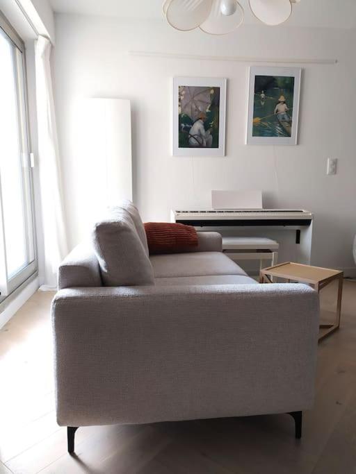 La Parenthese Apartment *