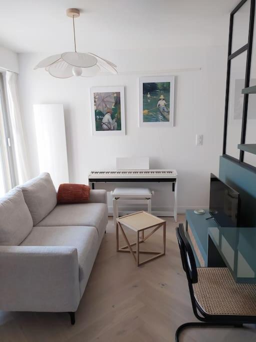 La Parenthese Apartment *